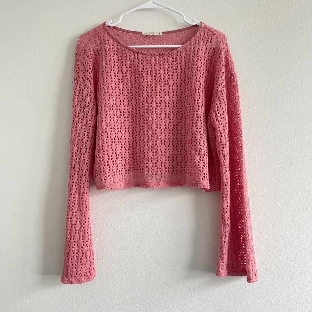 Uncharted Threads Tops Women‎ M Pink Laser Cut Boatneck Cropped Coquette Boho